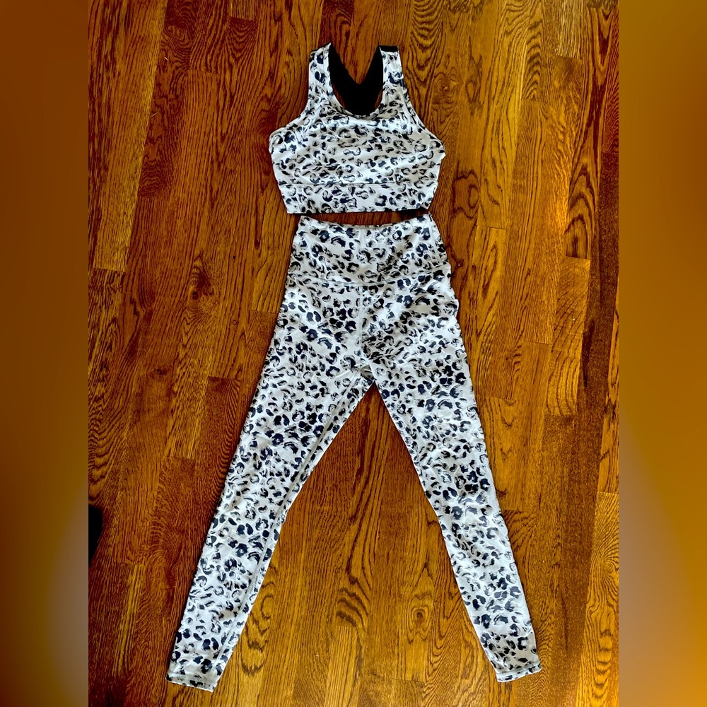 Varley legging and top set